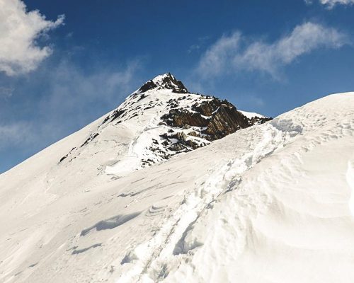 1655007956_thapa-peak-qtxrU63iW9i9J8AFpQb1lg2wzkPyrmHKKFc4G0hU